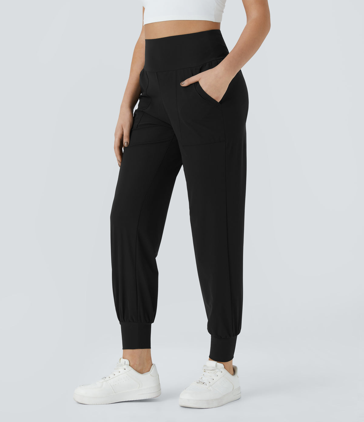 Liv Jogger — Black