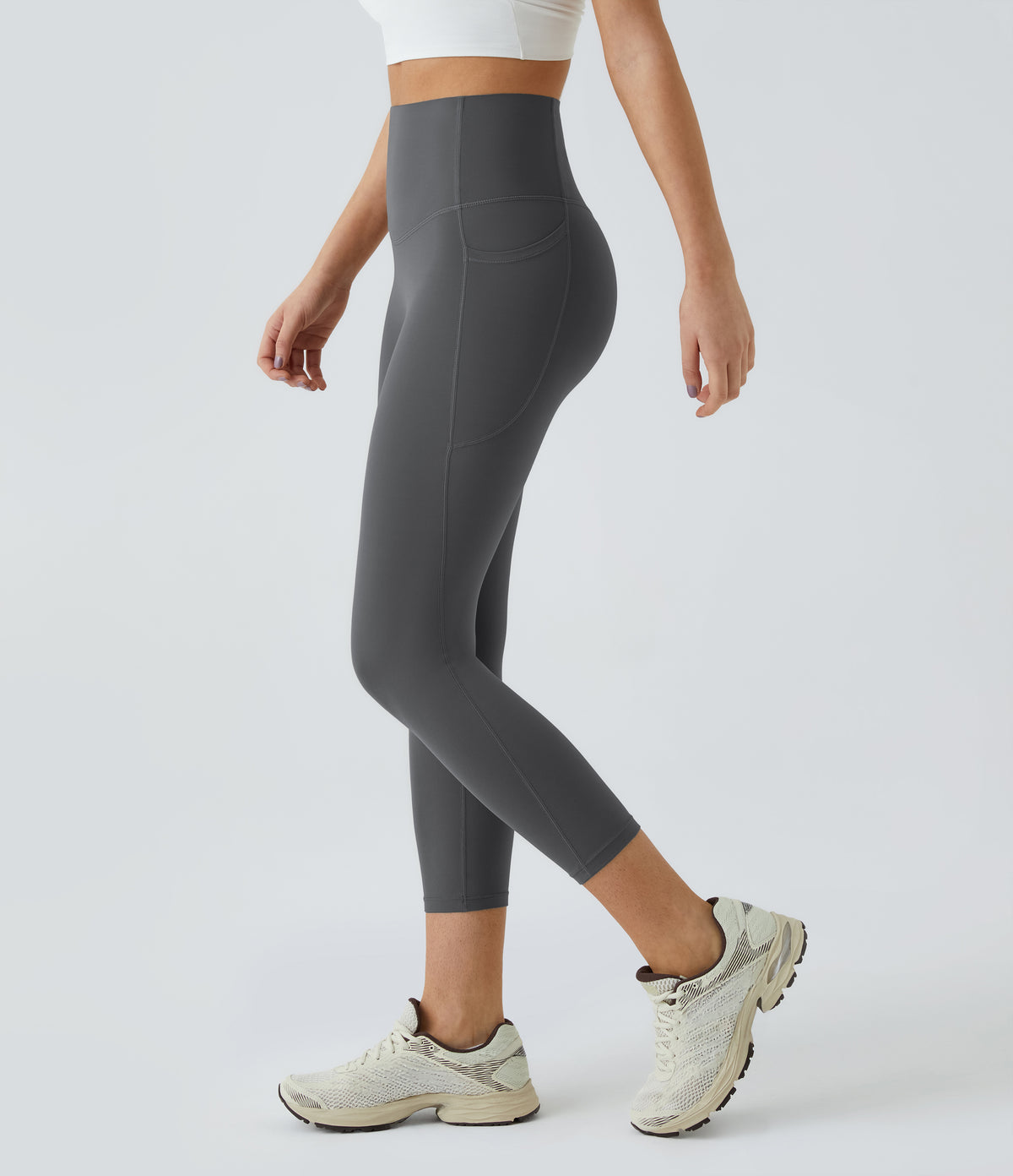 Rhea Capri Legging — Volcanic Ash