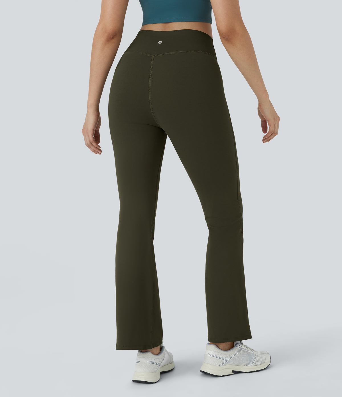 Petal Flare Legging — Black