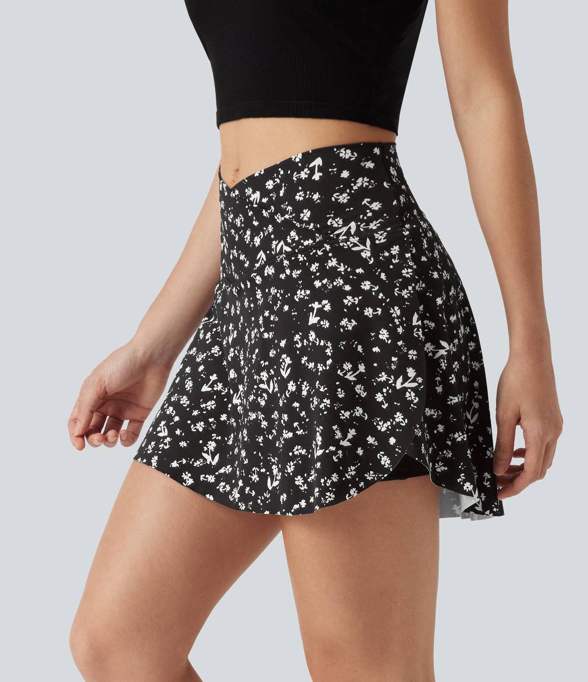 Kaia Skirt — Noir Tudor Floral