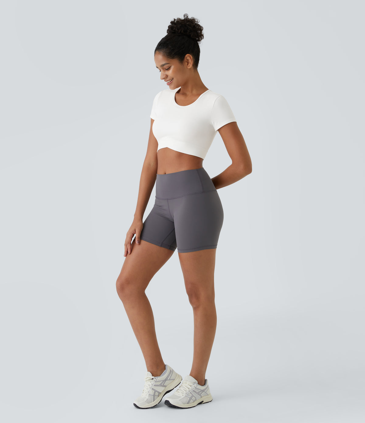 Aria Crop Top — Black