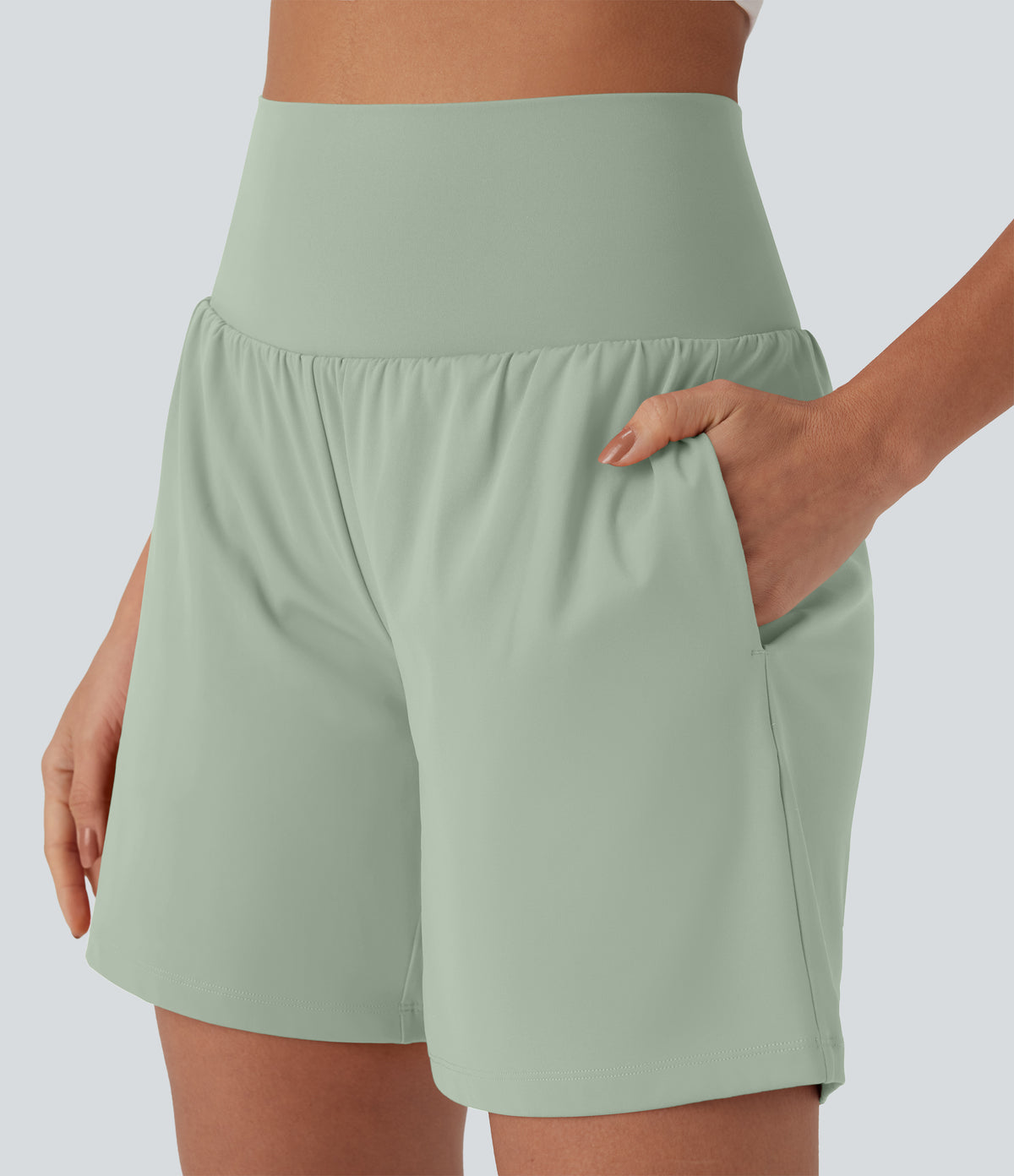 Elowen Short — Light Bean Green