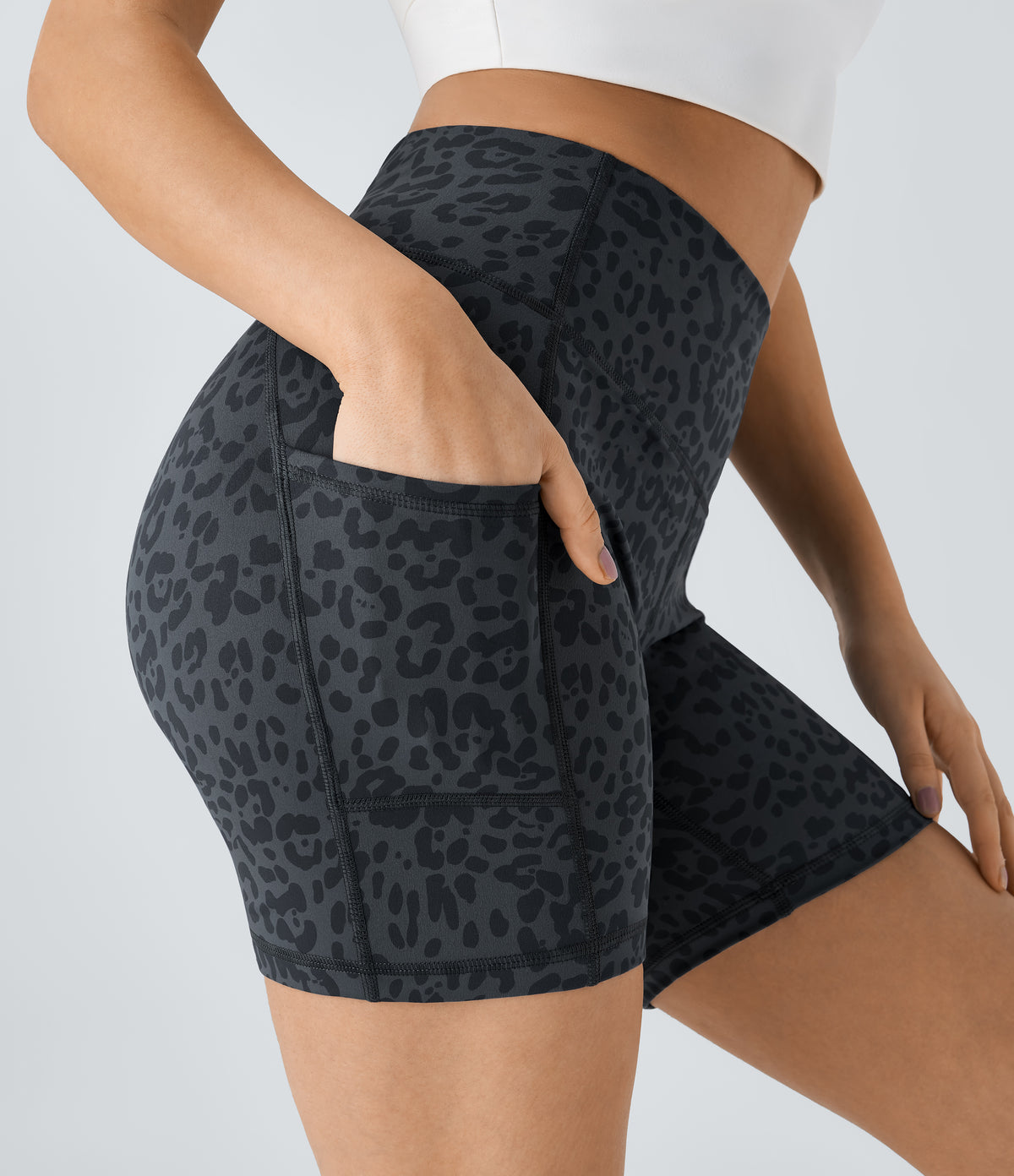 Dahlia Biker Short — Black