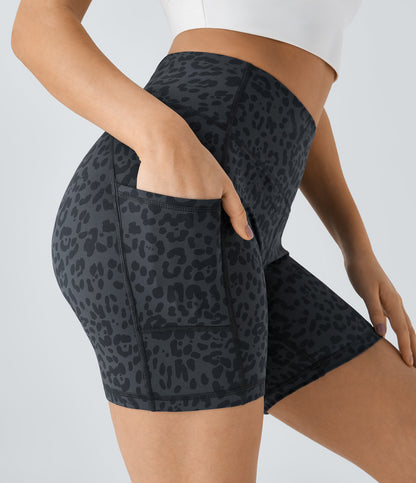 Dahlia Biker Short — Black