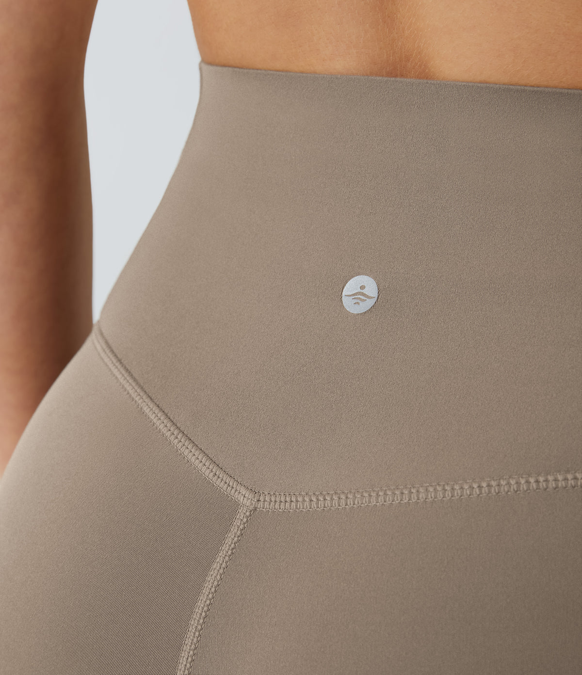 Rhea Capri Legging — Dawn Brown