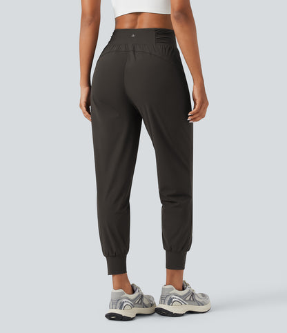 Odette Jogger — Hazelnut Black