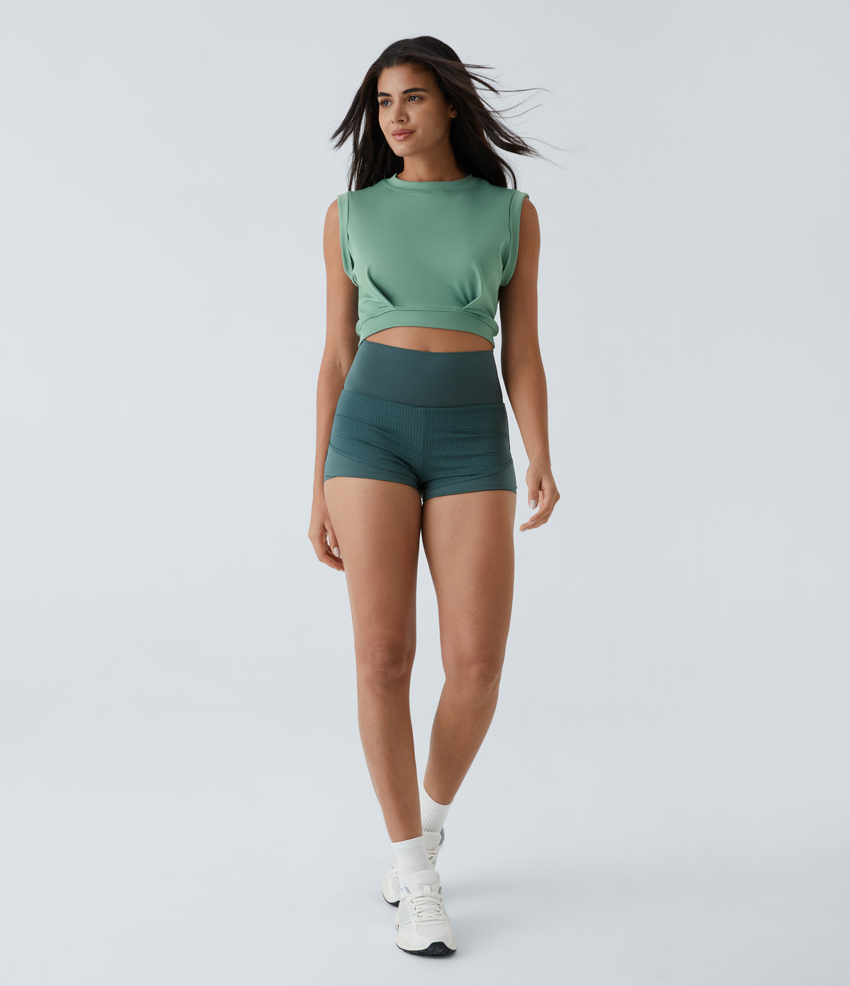 Mila Tank